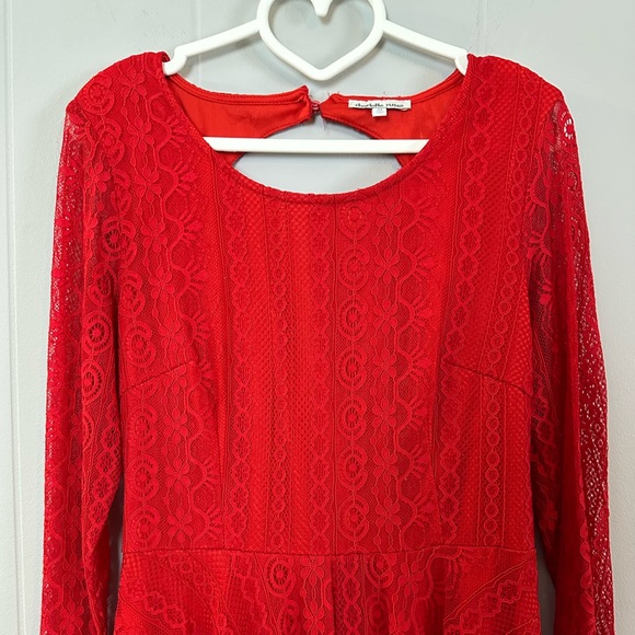 Vintage red lace dress - Picture 4 of 10